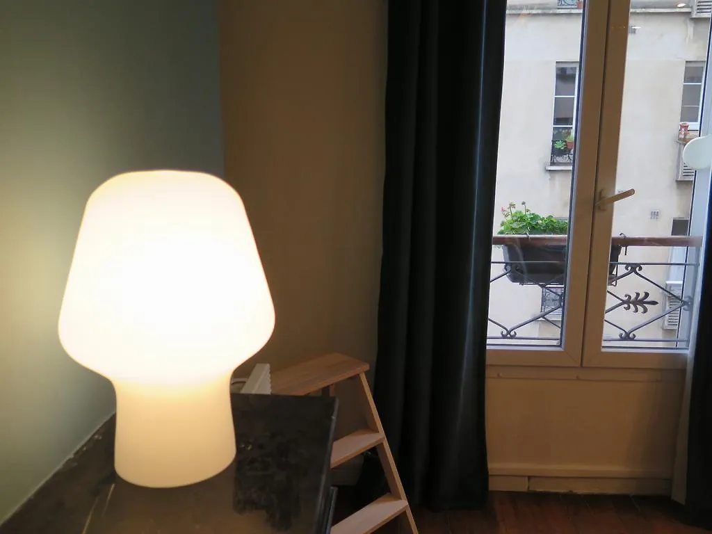 Bright And Newly Renovated Apartment, Hip Canal Saint-martin Area, דירה פריז