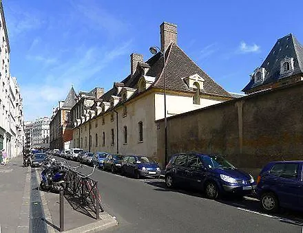 Bright And Newly Renovated Apartment, Hip Canal Saint-martin Area, باريس